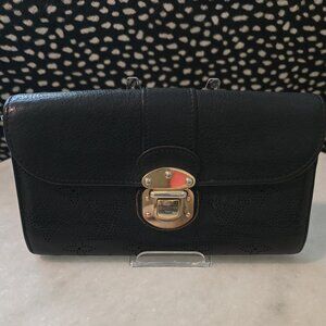 Louis Vuitton Mahina Black Gold Lock Style